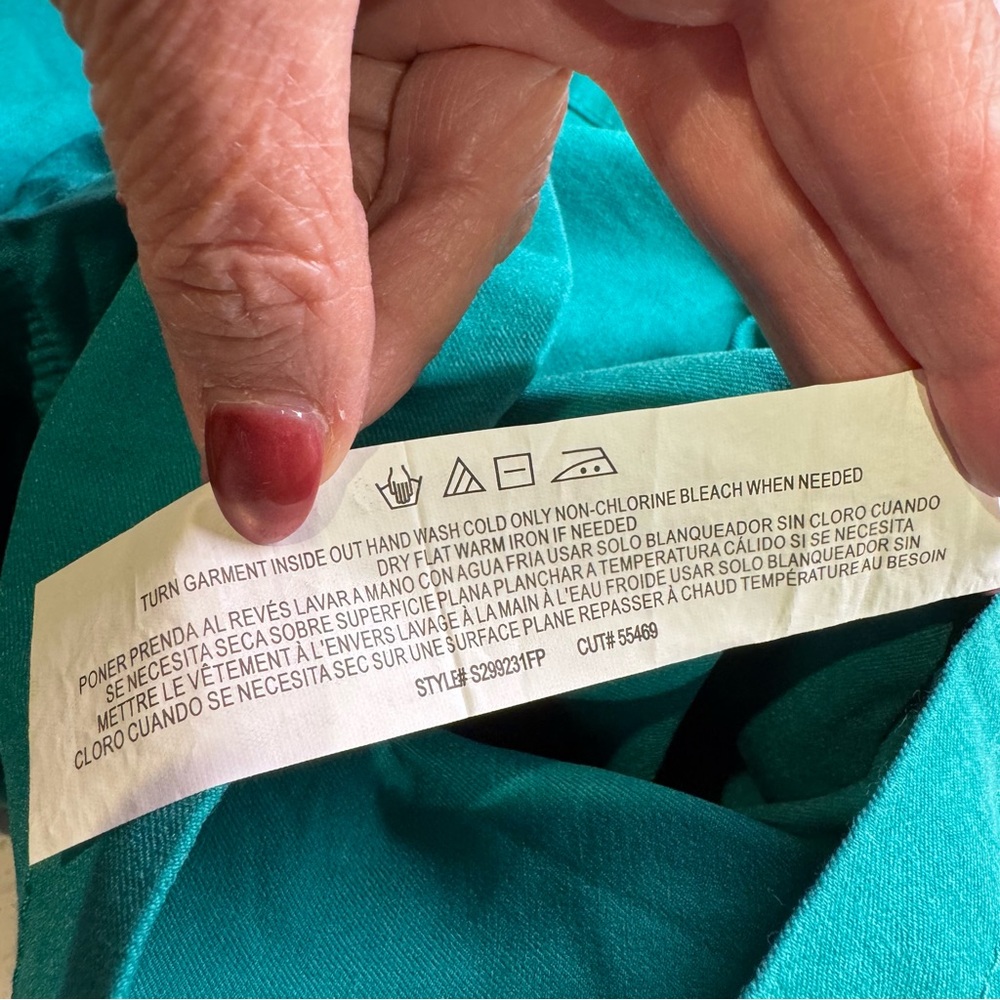 YMI Bermuda Shorts Casual Style - multiple colors available - Size M - Picture 12 of 13